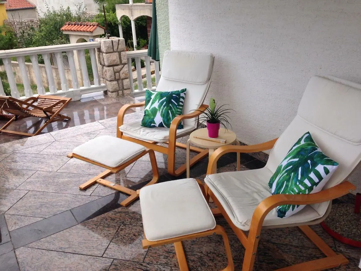 Pensión Hotel Sanmari Novi Vinodolski